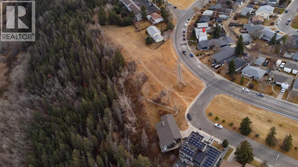 Single Family House for Sale in  Spruce Drive SW Spruce Cliff Calgary 