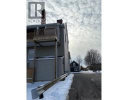 15 Main St, photo 4