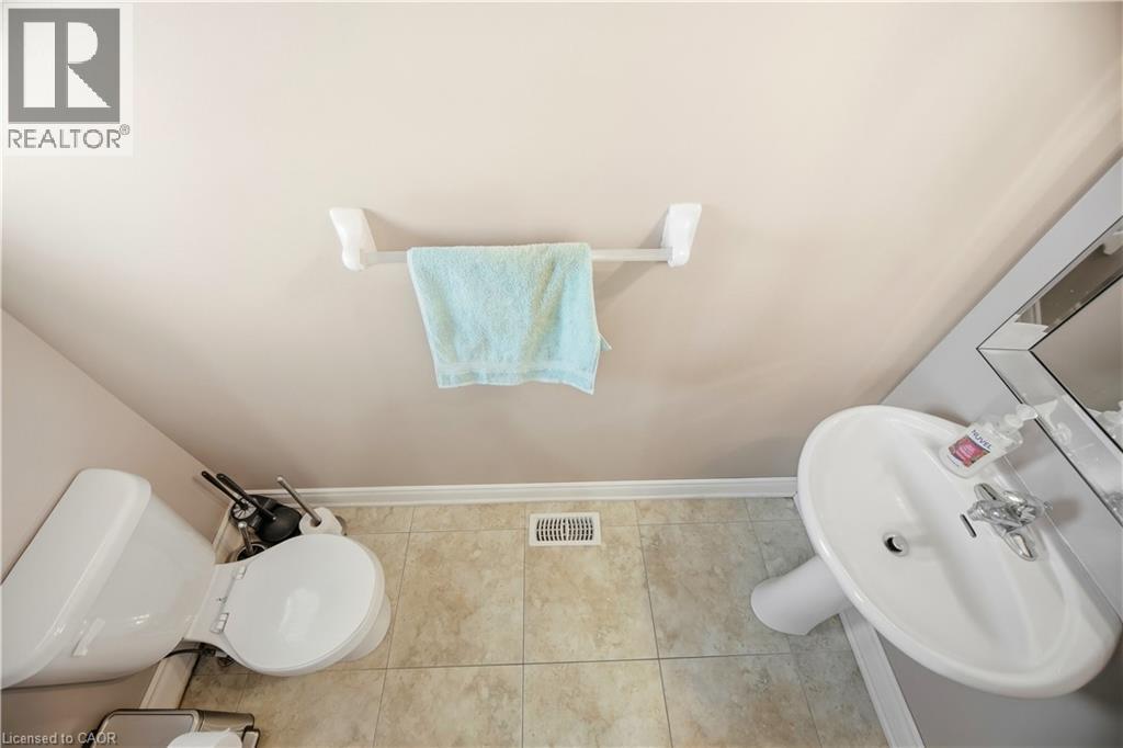 2325 BRIDLE ROAD - 22