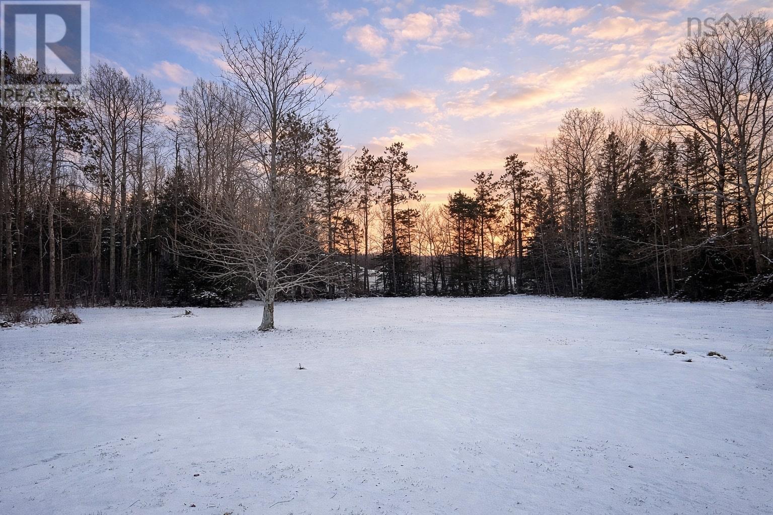 Property 30 of 38 of 972 Route 202