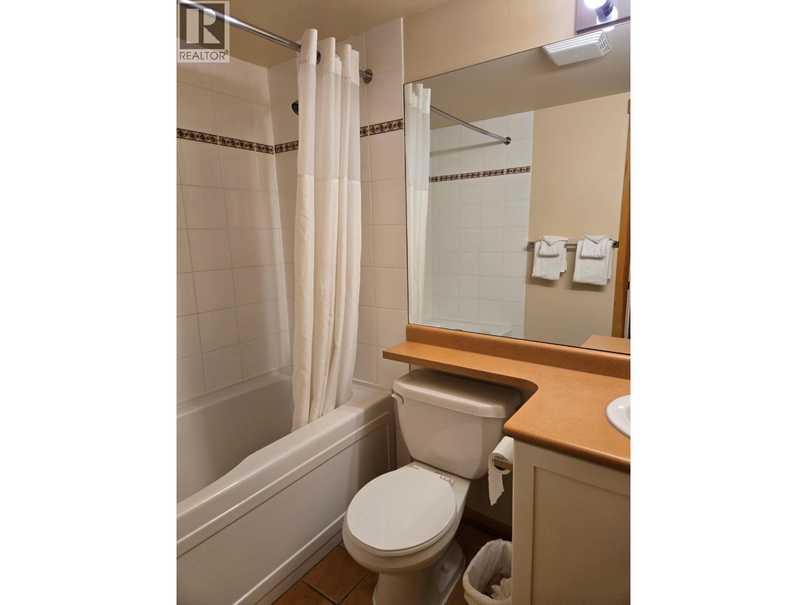 #114 2060 SUMMIT DRIVE - 7