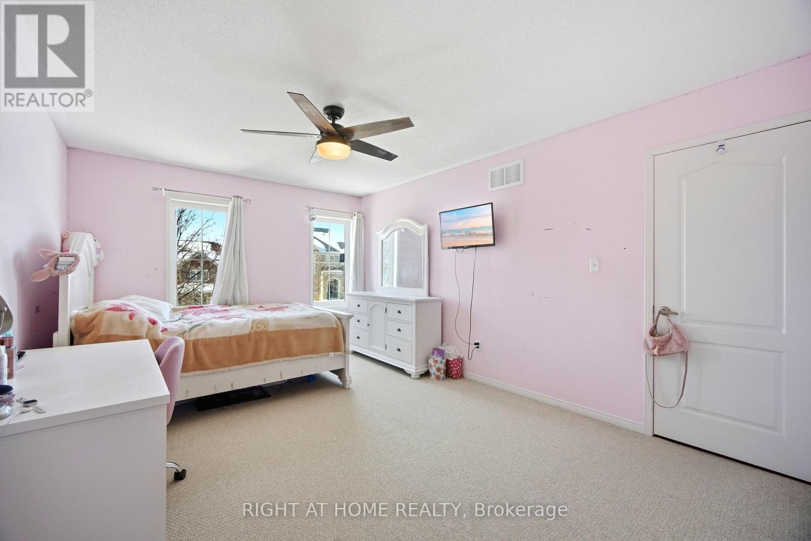 2325 BRIDLE ROAD - 35