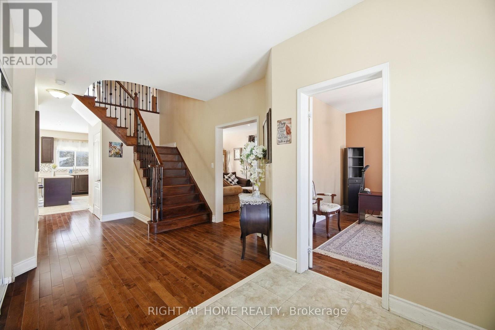 2325 BRIDLE ROAD - 6