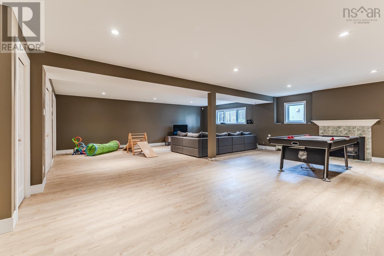 Property 33 of 45 of 252 BLUE HERON Drive