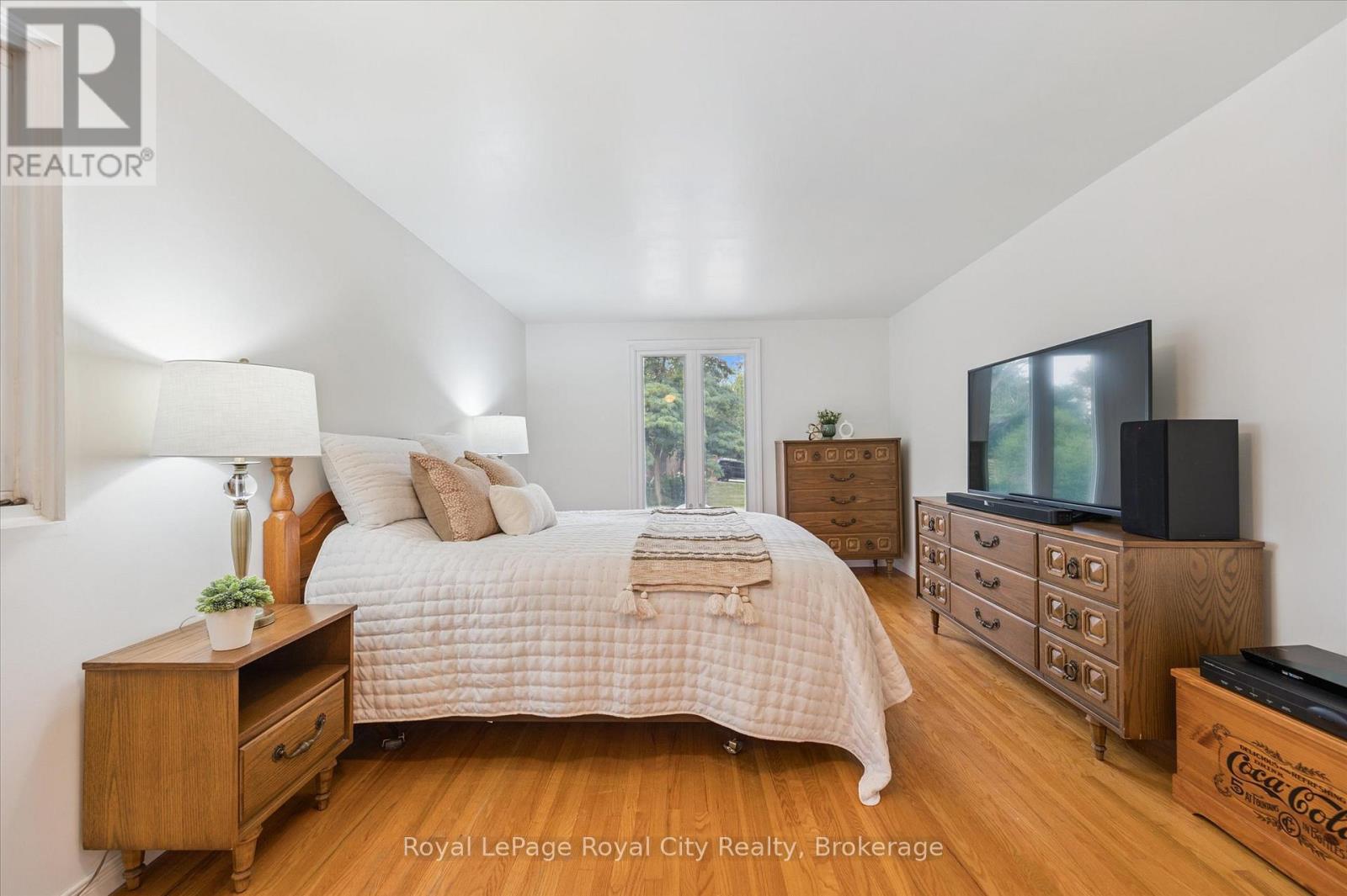 47 ARGYLE DRIVE - 22