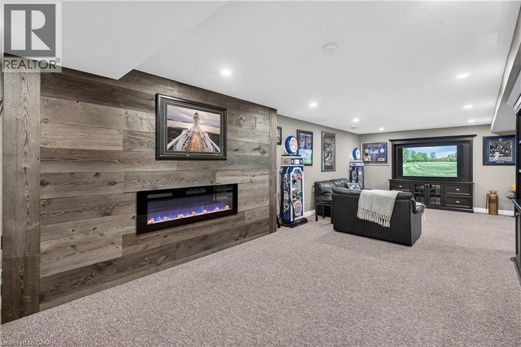 2264 BRITANNIA ROAD - 32