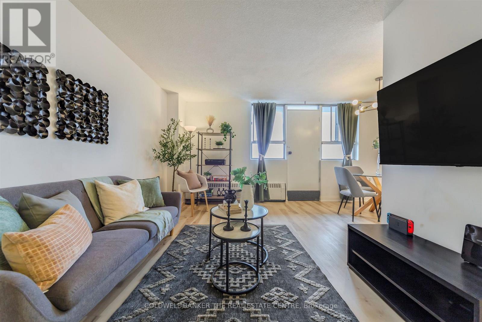 1006 - 100 DUNDALK DRIVE - Photo 3 of 20, Toronto (Dorset Park), Ontario