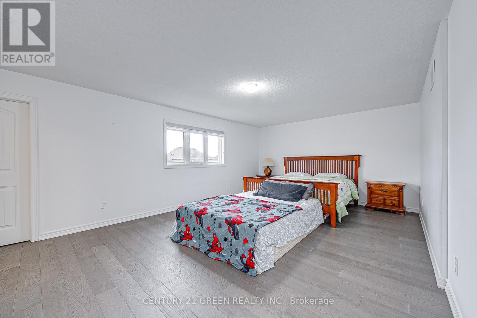 185 SHEPHARD AVENUE - 11