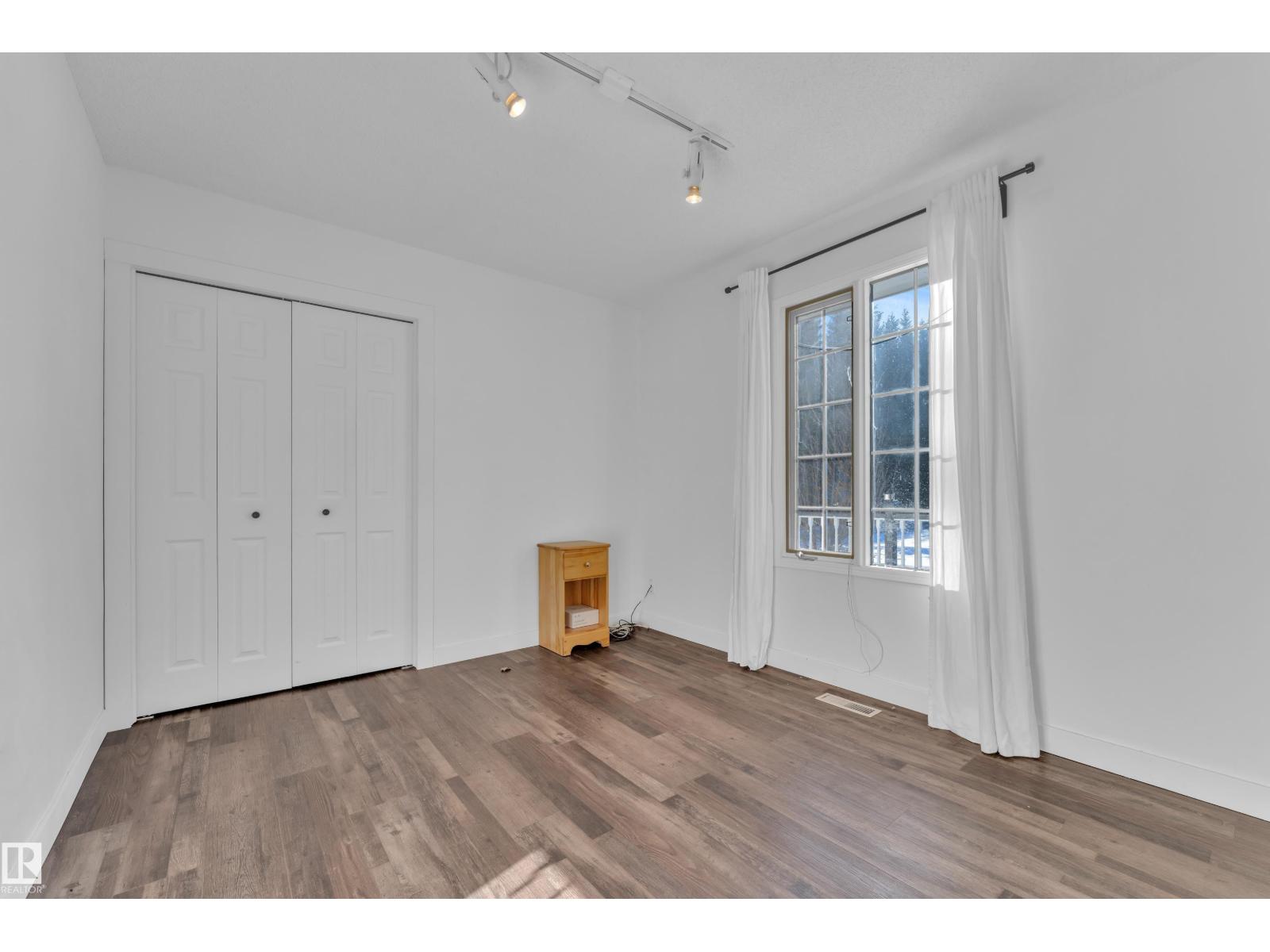 20920 9 AV NW - 19