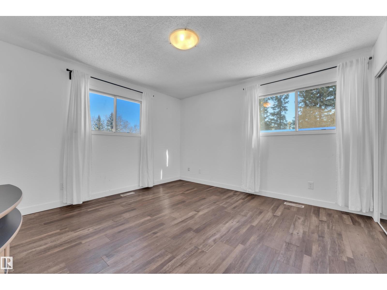 20920 9 AV NW - 25