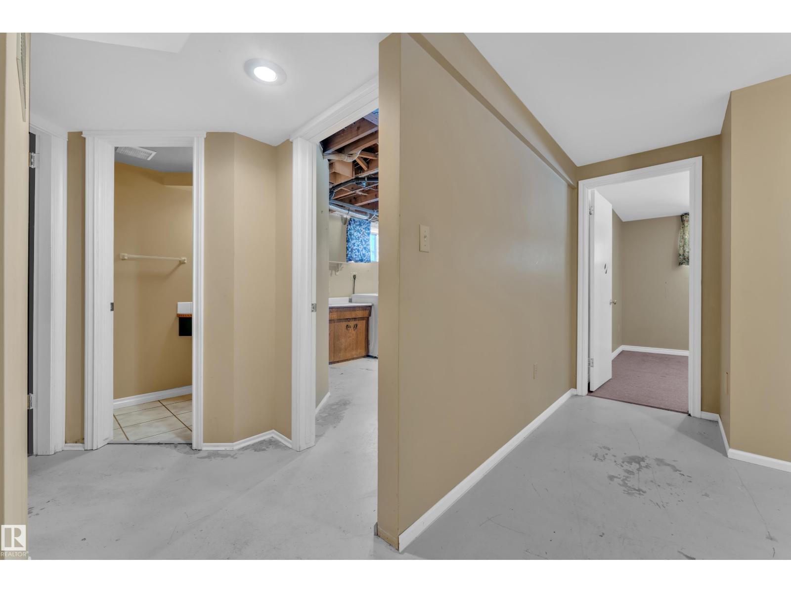 20920 9 AV NW - 35
