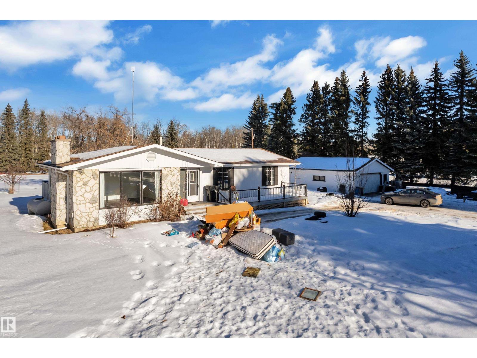 20920 9 AV NW - 5