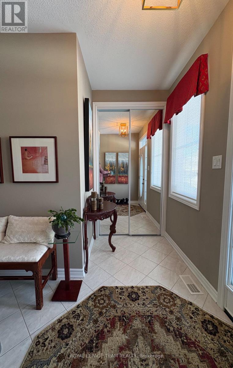 Large Entrance Foyer