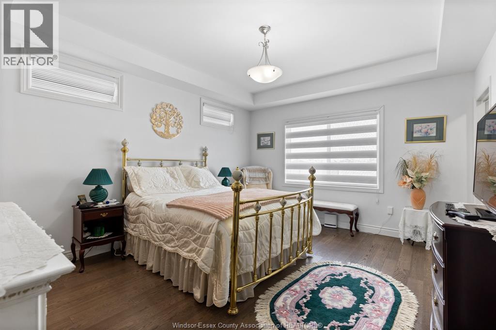 230 MCLELLAN AVENUE - 7