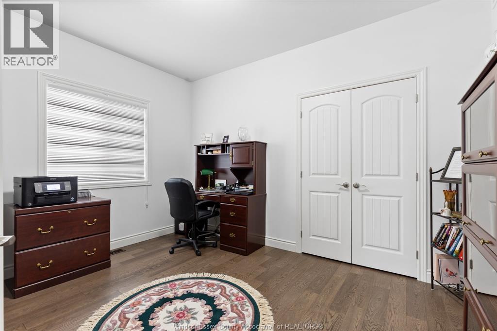 230 MCLELLAN AVENUE - 9