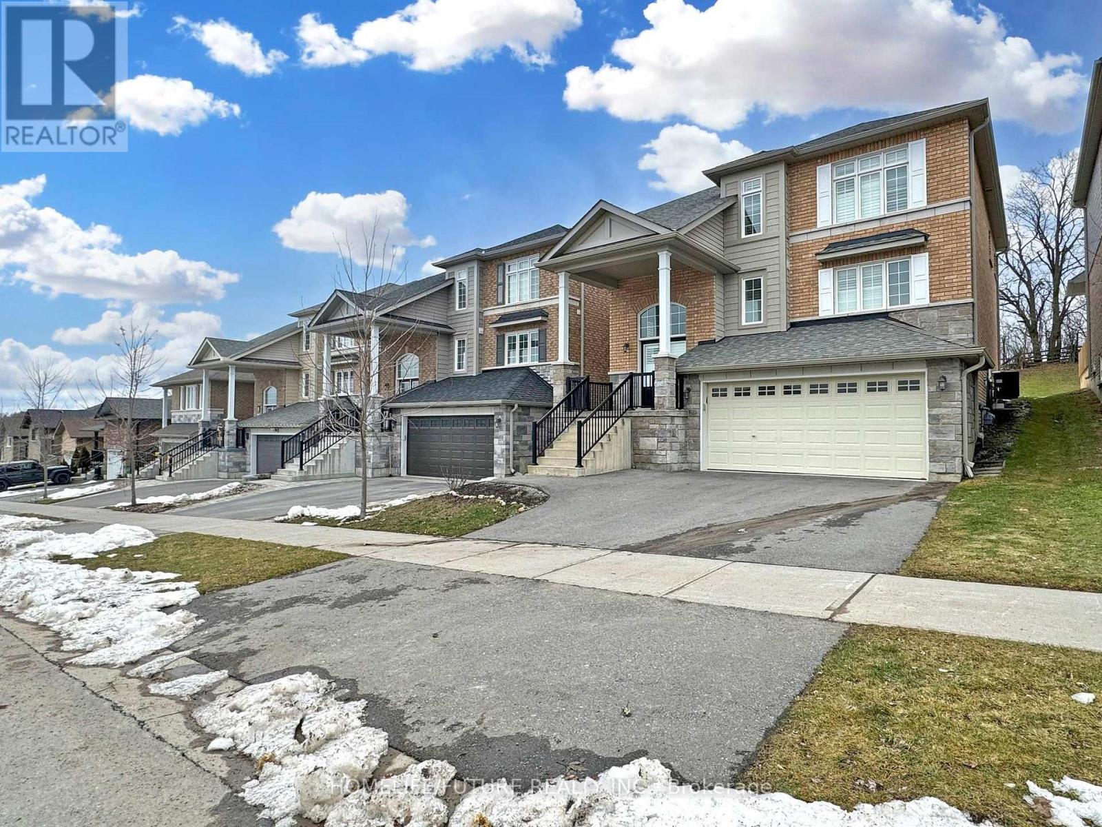 526 JOSLIN STREET - Photo 3 of 50, Peterborough (Monaghan Ward 2), Ontario