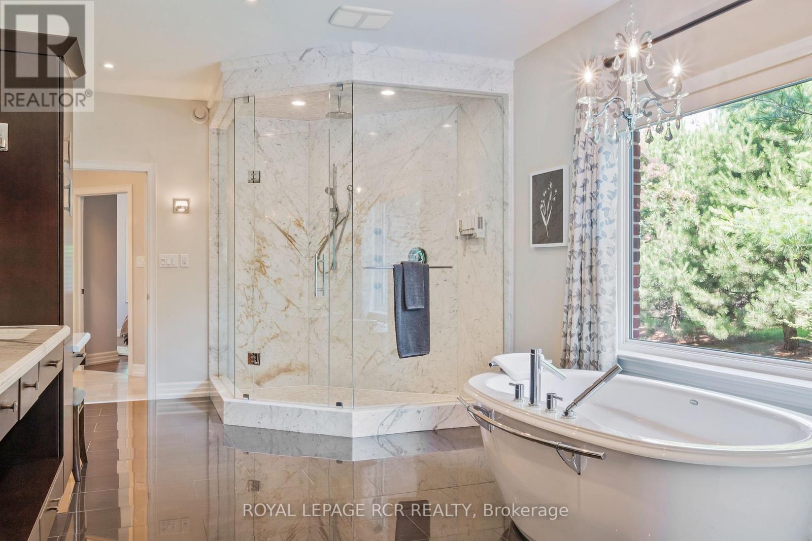 9727 DUNDAS STREET E - 22
