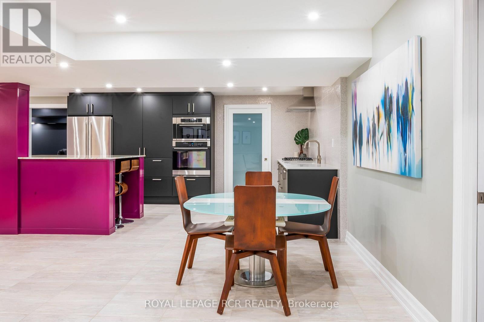 9727 DUNDAS STREET E - 34