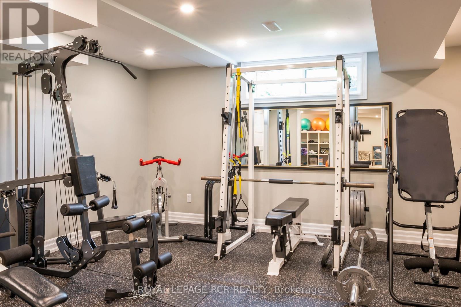 9727 DUNDAS STREET E - 38