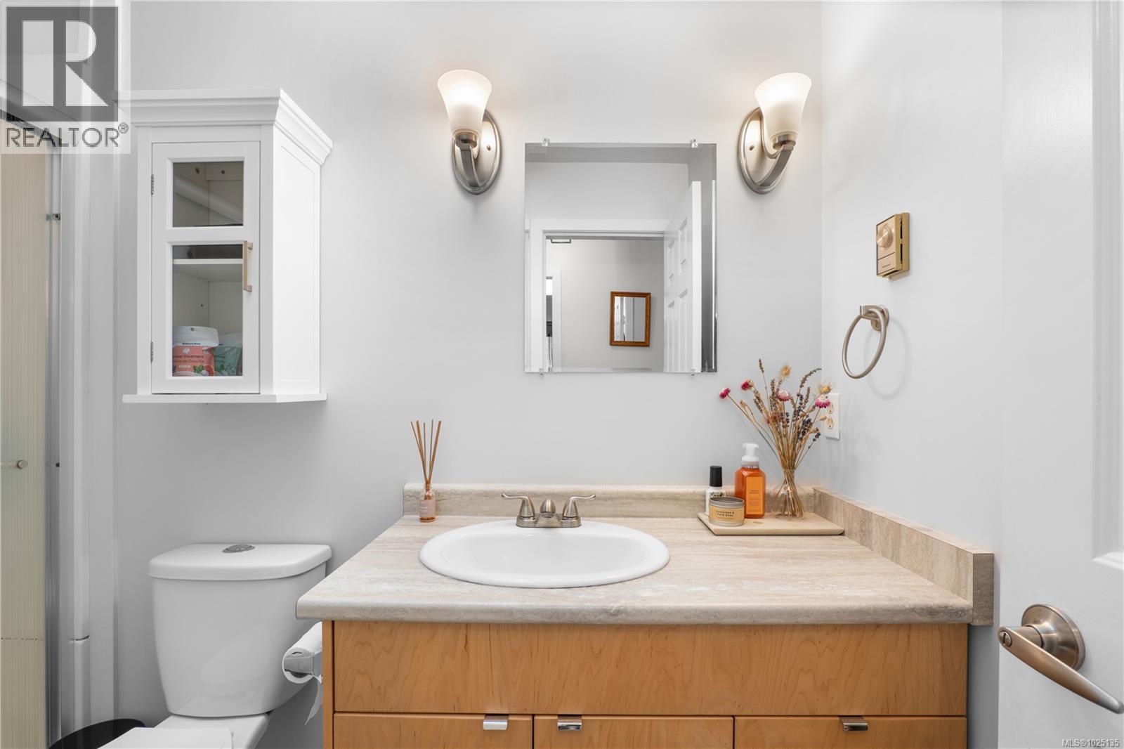  1920 St. Ann Street, Oak Bay