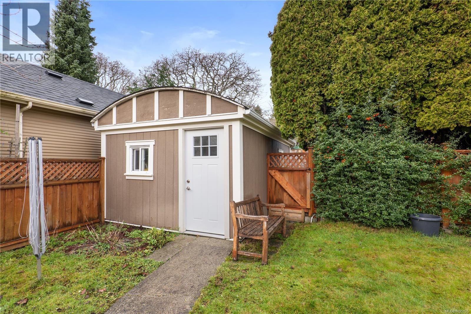  1920 St. Ann Street, Oak Bay