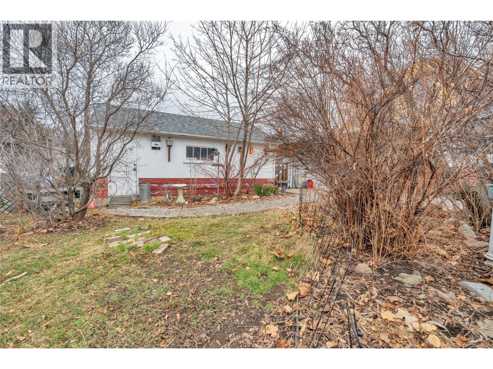  10919 Acland Street, Summerland