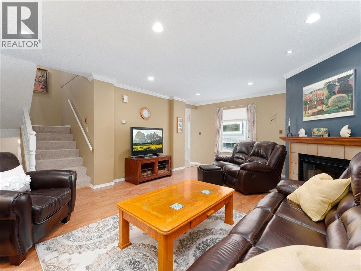 7338 FOXHOUND MEWS, Vancouver