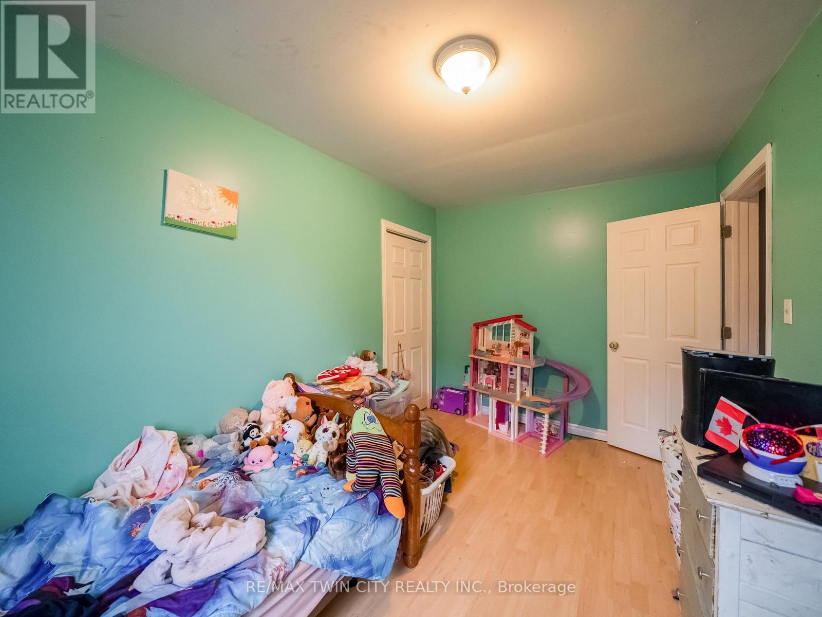 84 SHERIDAN STREET - 7