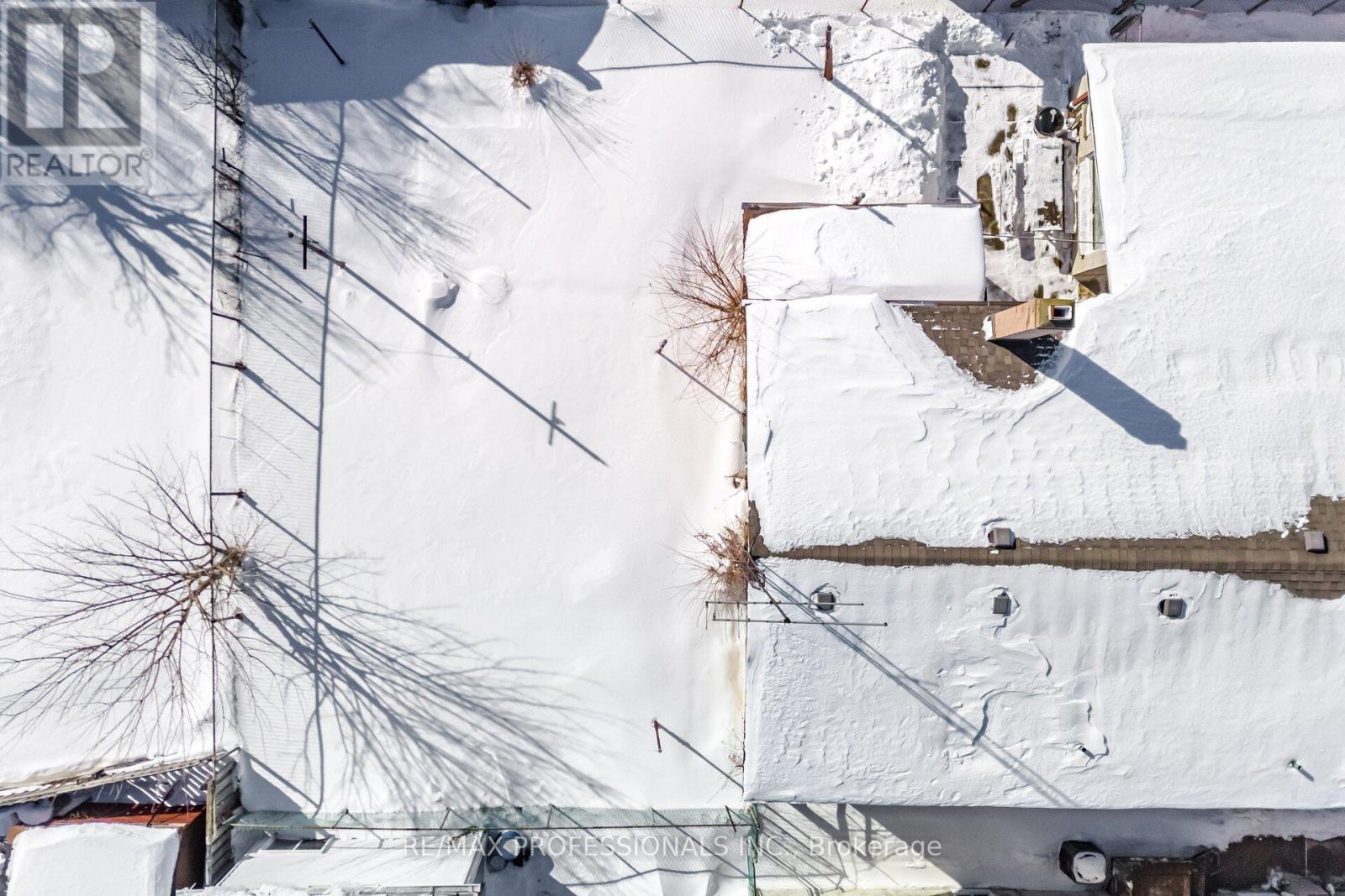 83 SPENVALLEY DRIVE,Toronto (Glenfield-Jane Heights),,