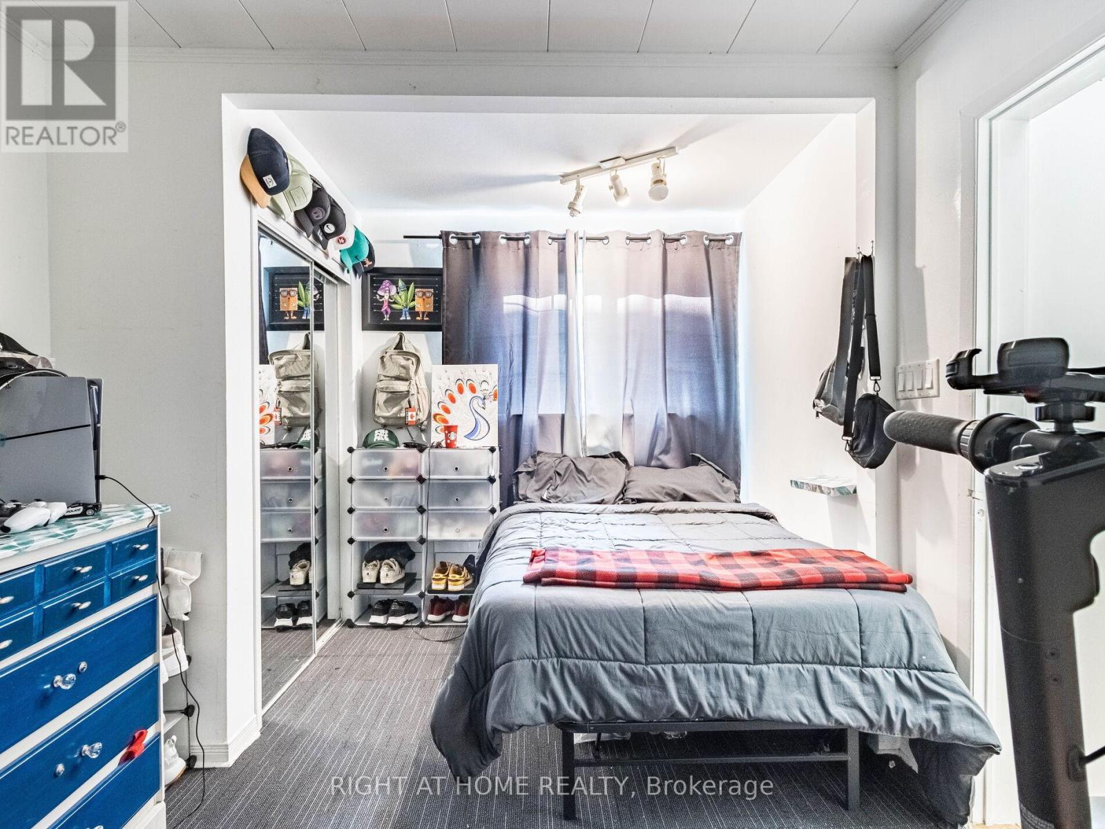 97 29TH STREET - 29