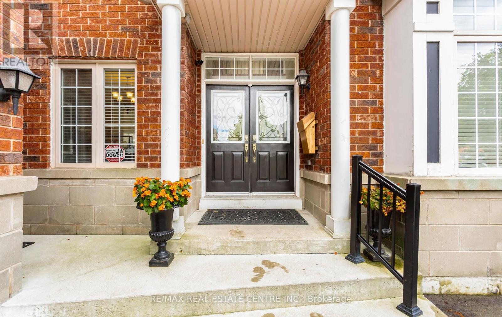 26 SAINT HUBERT DRIVE - Photo 2 of 46, Brampton (Vales of Castlemore North), Ontario