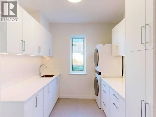 3900 EAGLE RIDGE PLACE, Powell River