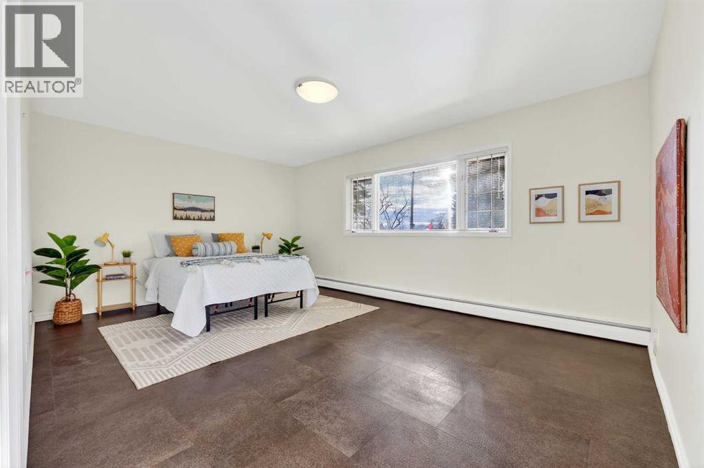 Single Family House Bungalow for Sale in  St Andrews Place NW St Andrews Heights Calgary 