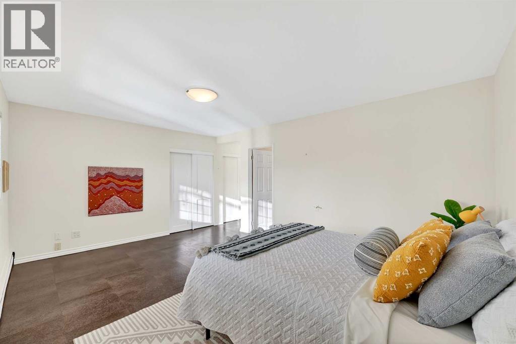 Single Family House Bungalow for Sale in  St Andrews Place NW St Andrews Heights Calgary 