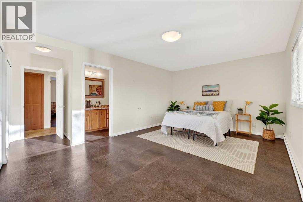 Single Family House Bungalow for Sale in  St Andrews Place NW St Andrews Heights Calgary 