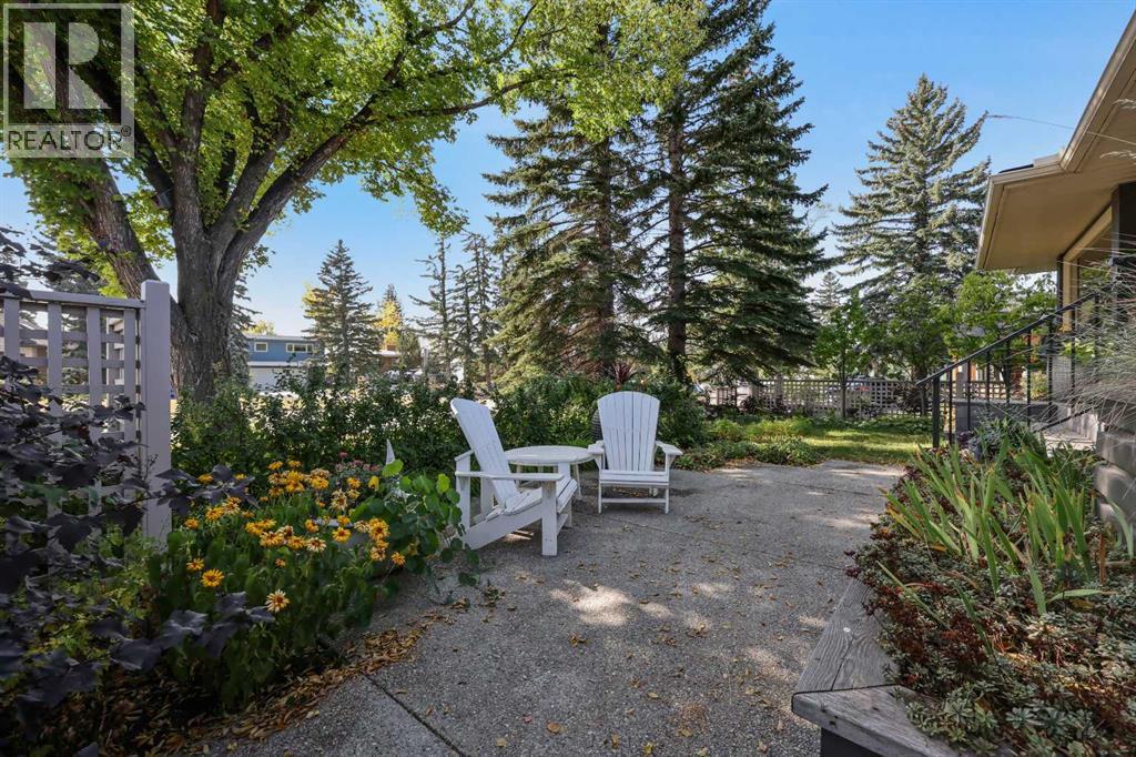 Single Family House Bungalow for Sale in  St Andrews Place NW St Andrews Heights Calgary 