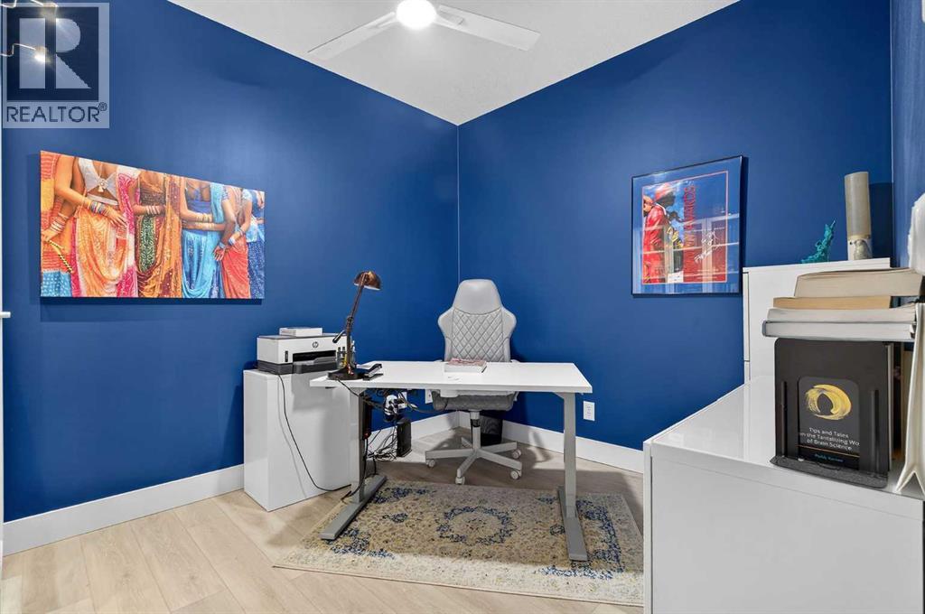 Single Family House for Sale in    Street SE Inglewood Calgary 