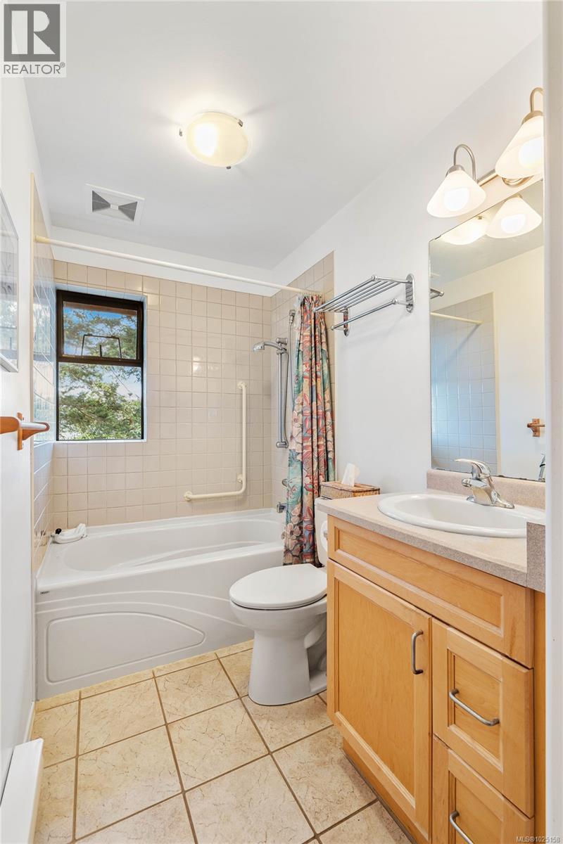 456 Scott Point Dr - 27