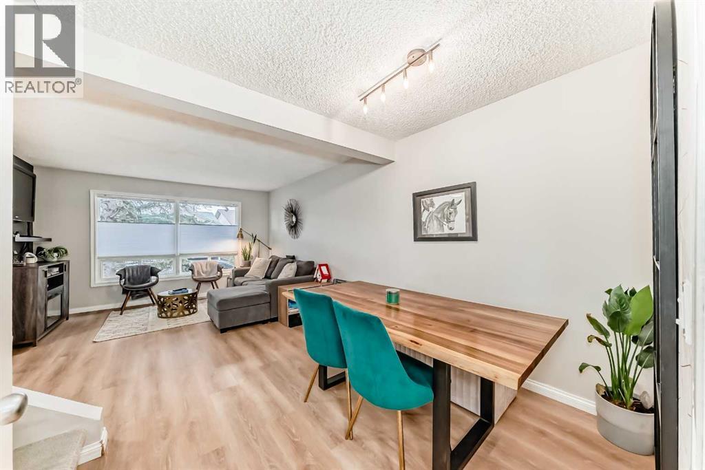 Single Family House for Sale in  Woodfern Road SW Woodbine Calgary 