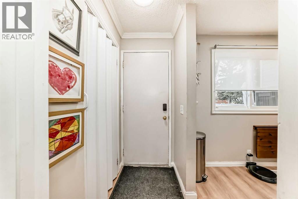 Single Family House for Sale in  Woodfern Road SW Woodbine Calgary 