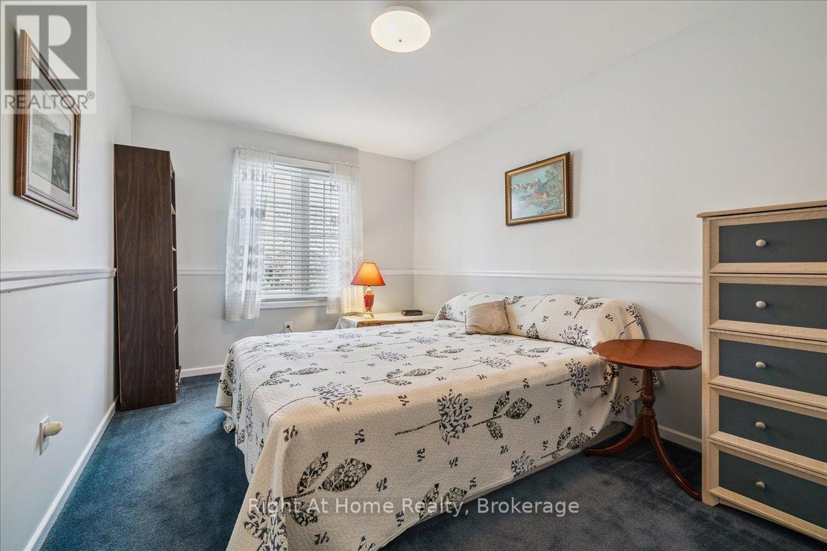 251 ELMWOOD ROAD - 11