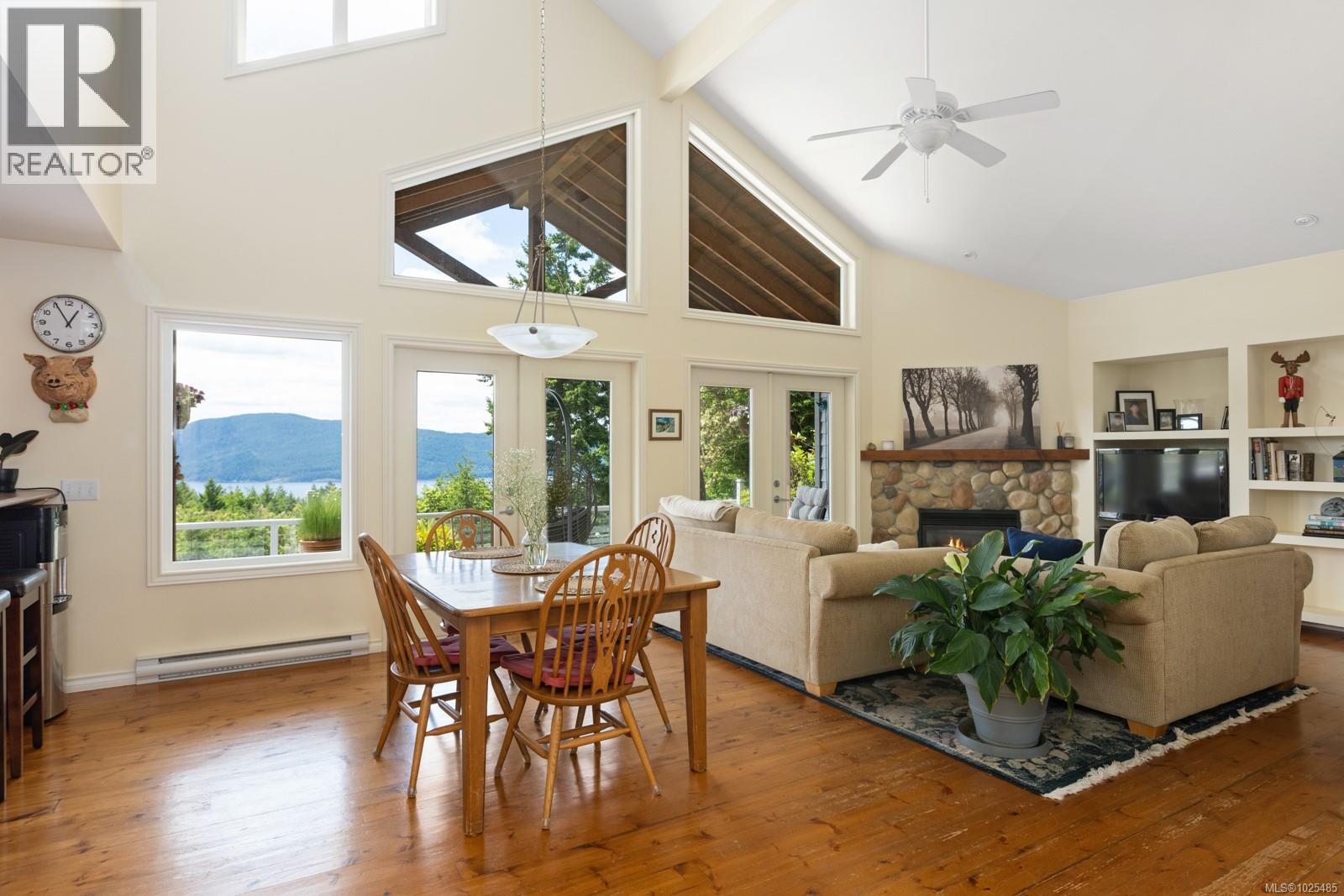  103 Murrelet Place, Salt Spring