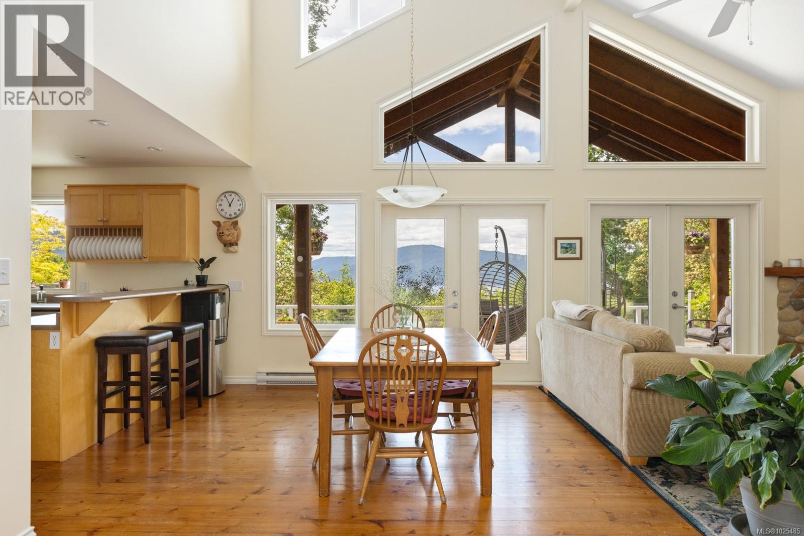  103 Murrelet Place, Salt Spring