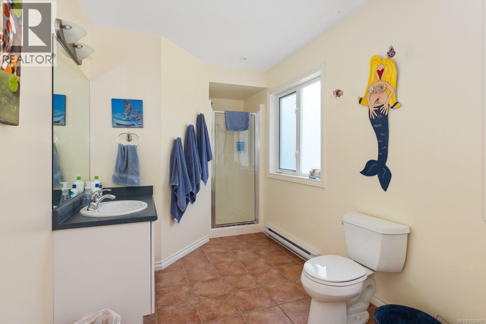  103 Murrelet Place, Salt Spring