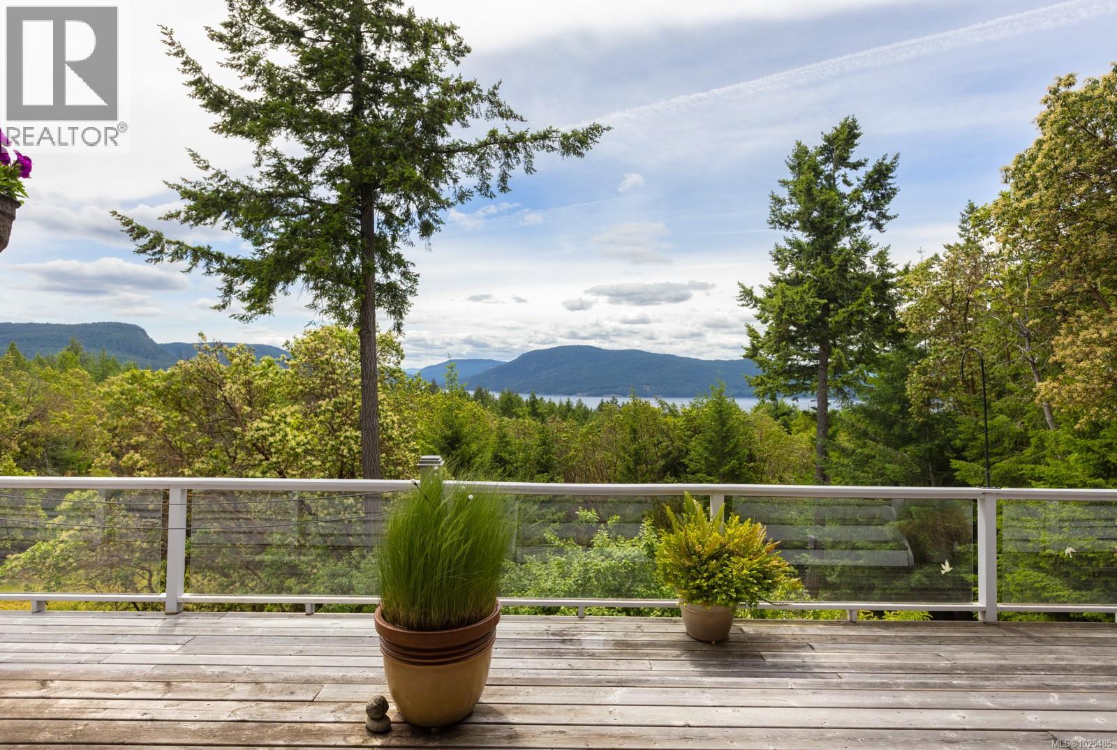  103 Murrelet Place, Salt Spring