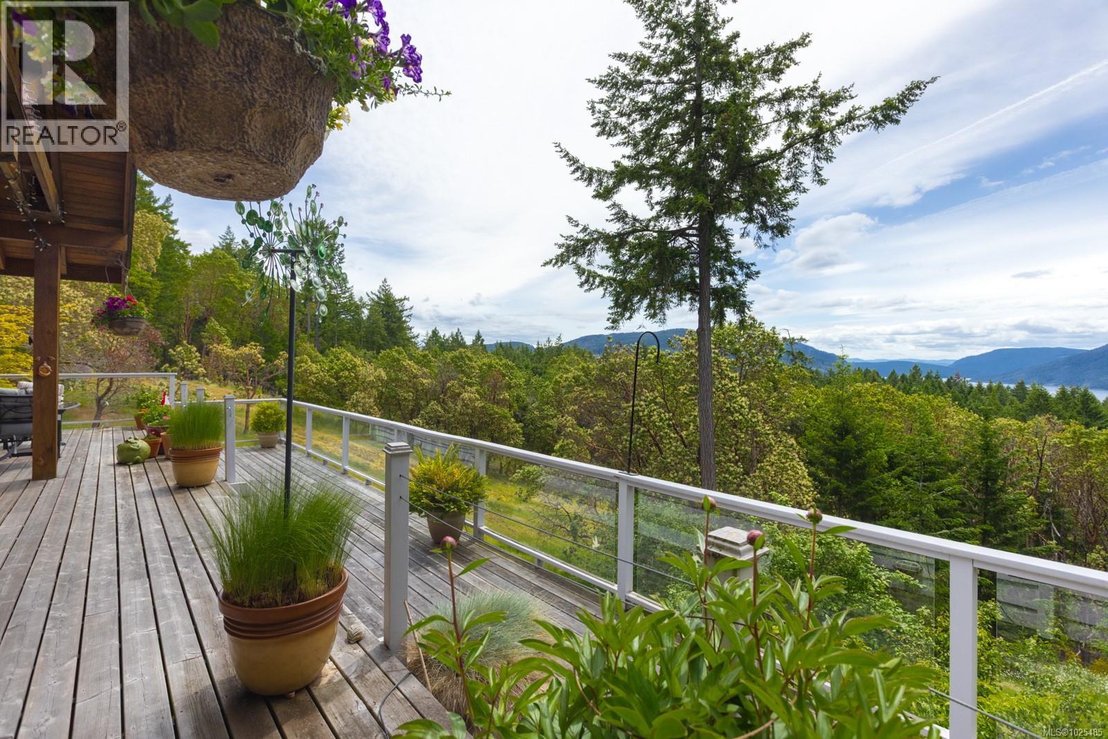  103 Murrelet Place, Salt Spring