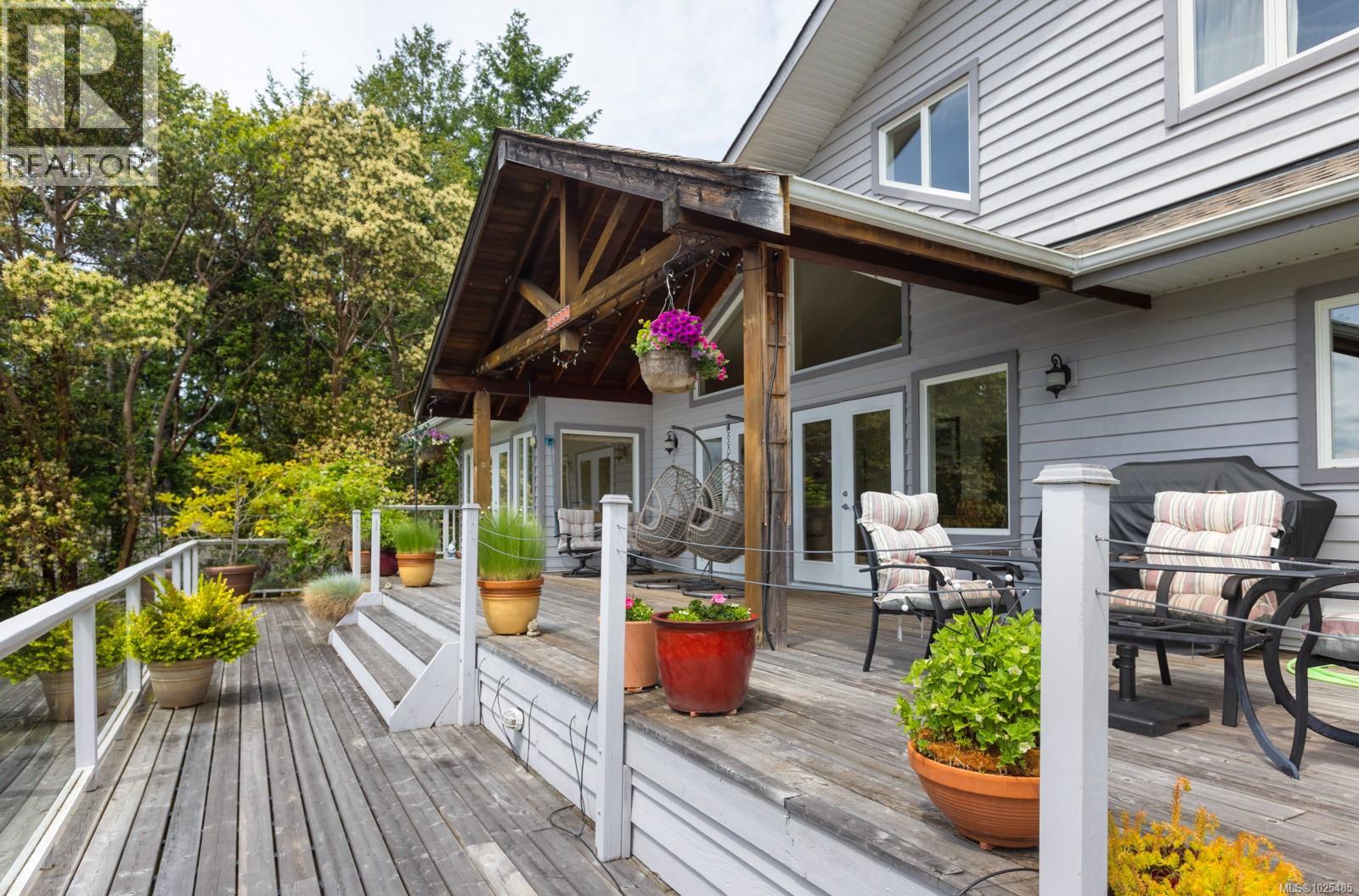  103 Murrelet Place, Salt Spring