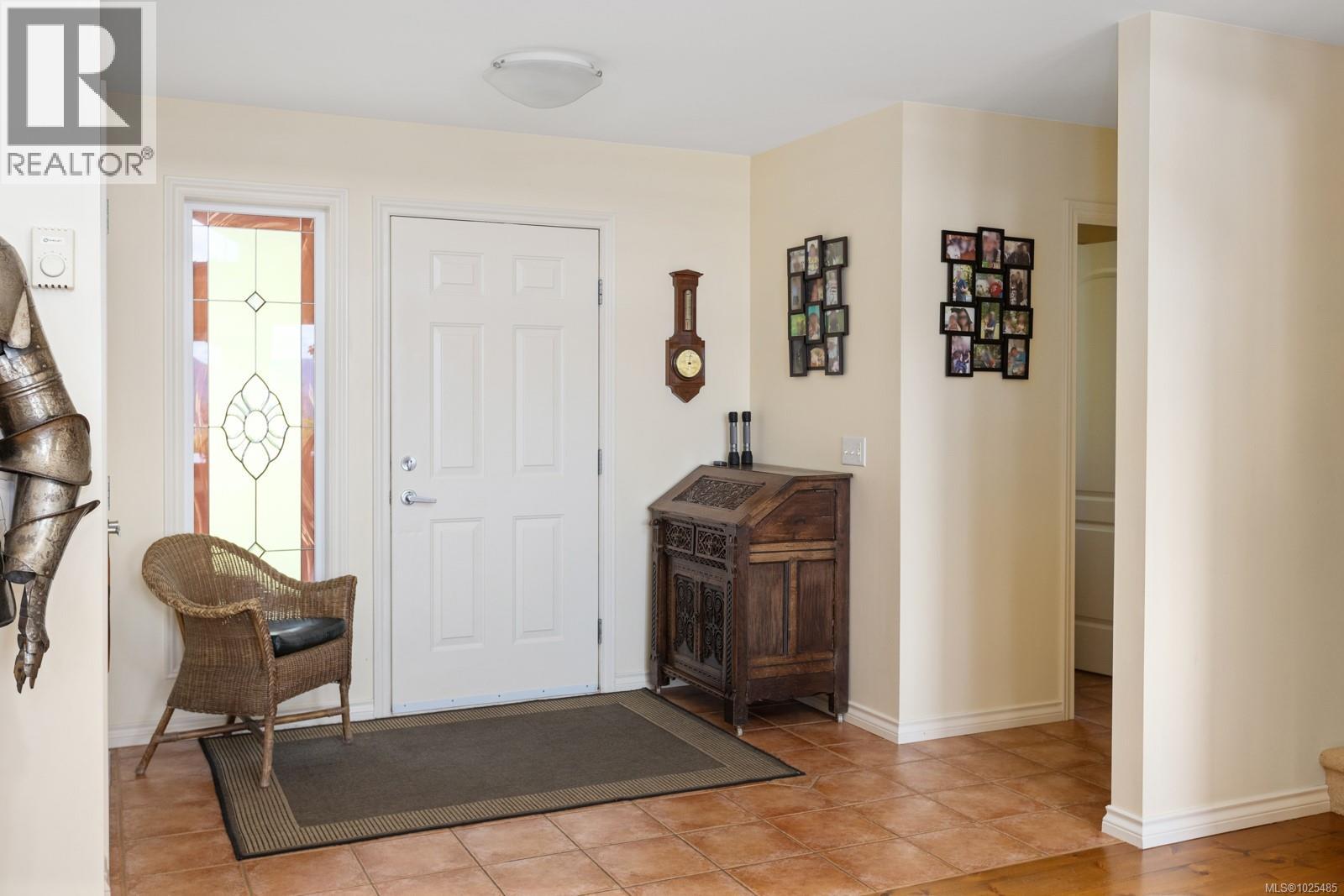  103 Murrelet Place, Salt Spring