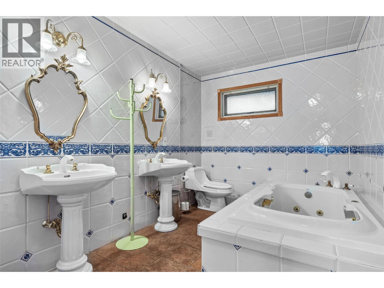 402 Strathcona Terrace, Kamloops