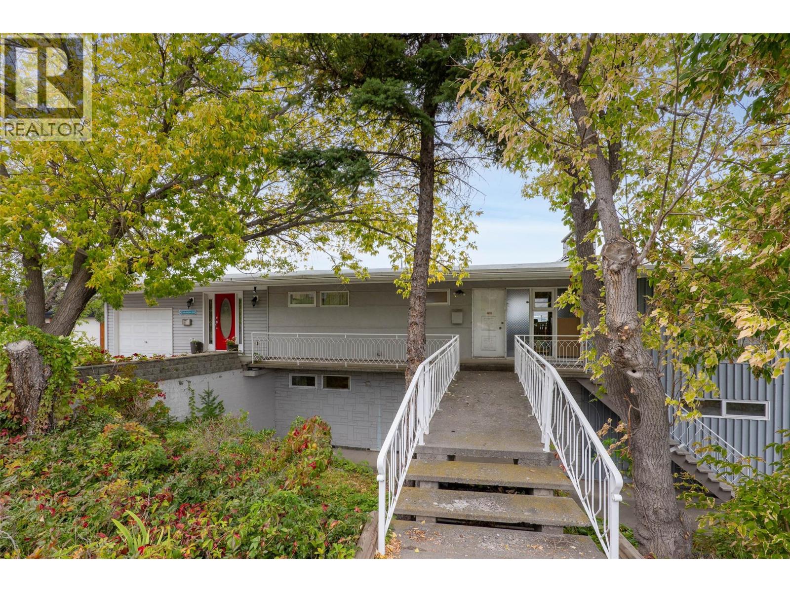 402 Strathcona Terrace, Kamloops